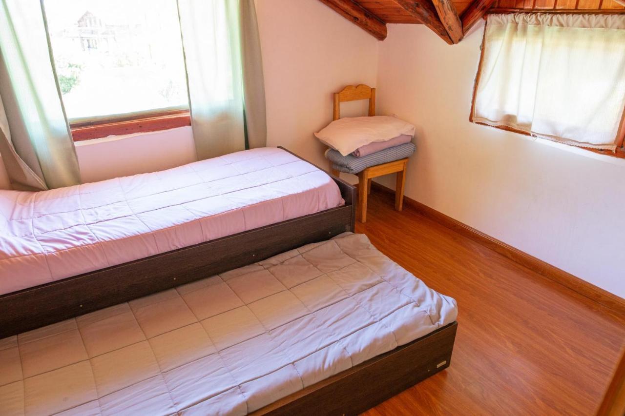Huellas Hostel ラゴ・プエロ エクステリア 写真